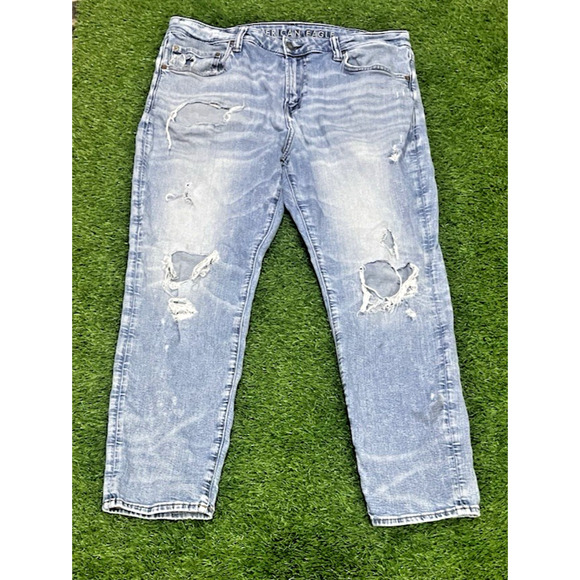 American Eagle Distressed Jean Blue Athletic Fit Light Wash Air Flex Denim 36X28 - Picture 1 of 9